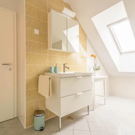 Trubarjeva 12 - The View * Liubliana