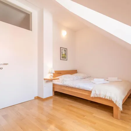Trubarjeva 12 - The View Apartment Ljubljana