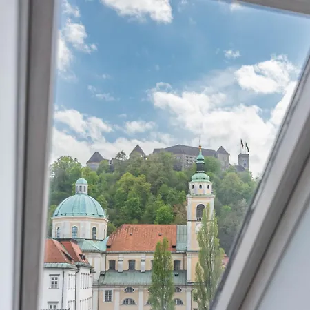 Trubarjeva 12 - The View * Ljubljana